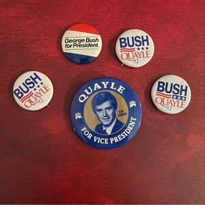 5 Vintage Bush/Quayle Campaign Buttons – Includes Large "Quayle for VP"